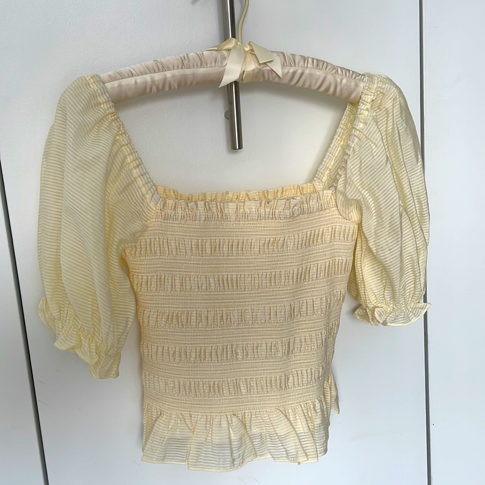 WAYF Puff Sleeve Top XS